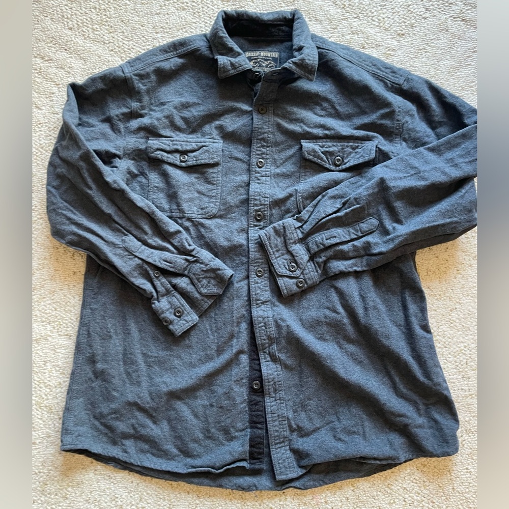 Great condition grizzly mountain flannel men’s shirt Sz XXL